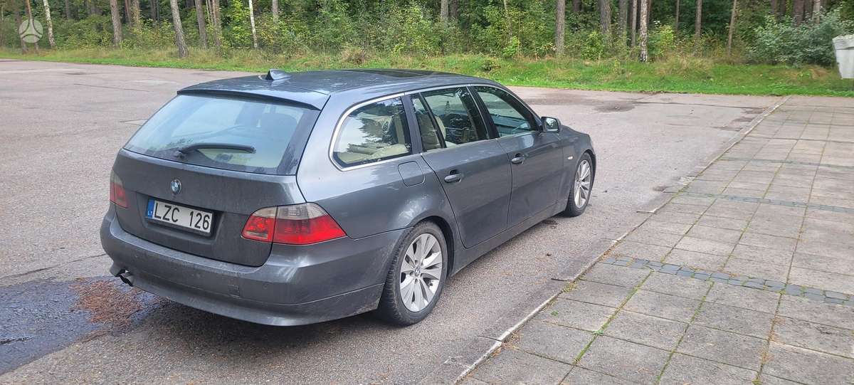 BMW 525, 2.5 l., wagon
