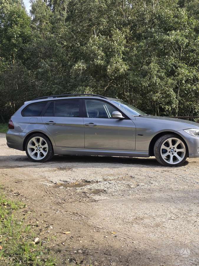 BMW 320, 2.0 l., wagon