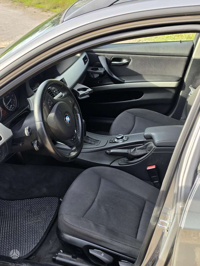 BMW 320, 2.0 l., wagon
