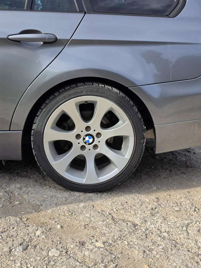 BMW 320, 2.0 l., wagon