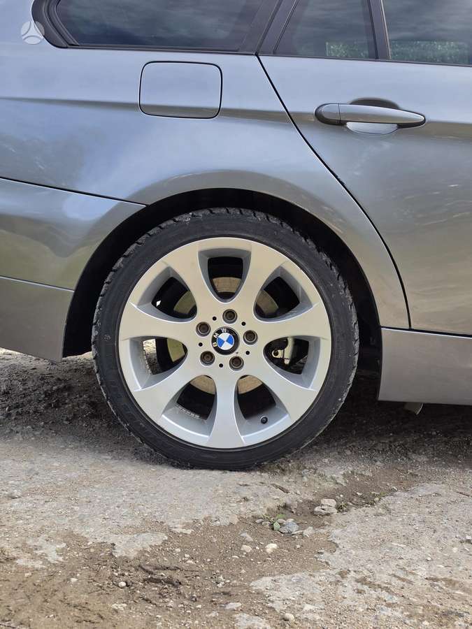 BMW 320, 2.0 l., wagon