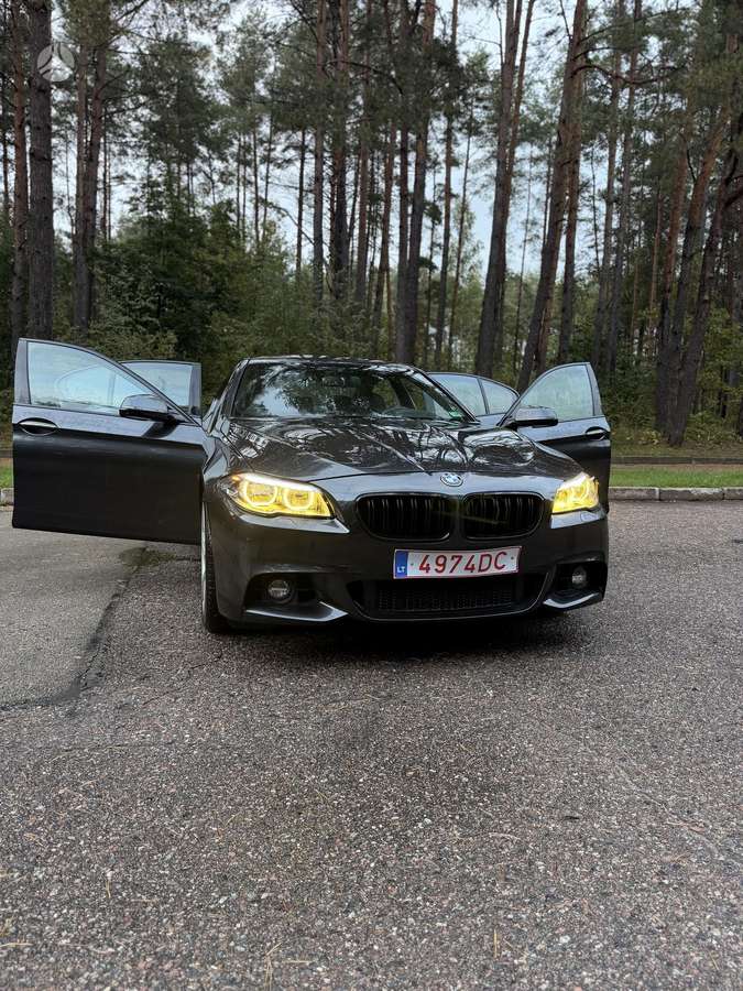 BMW 535, saloon / sedan