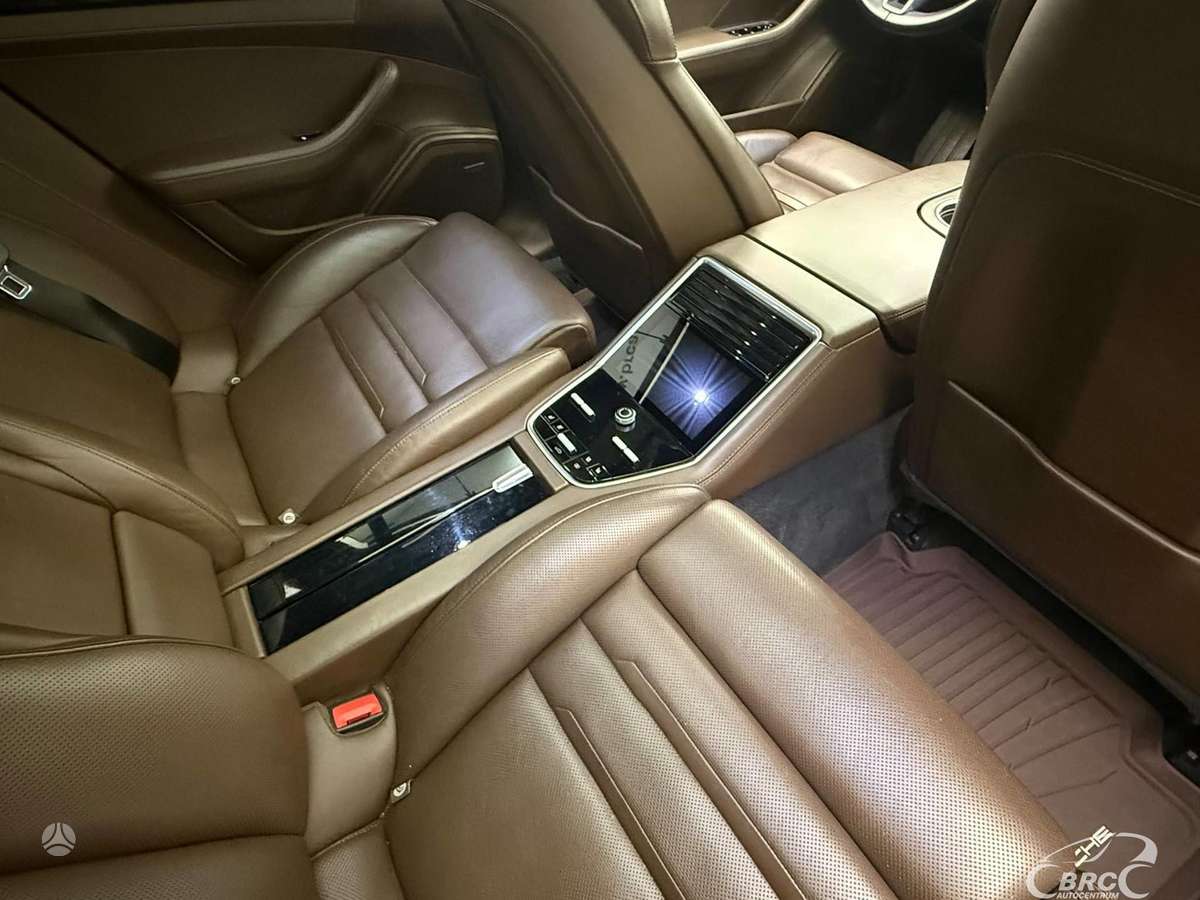 Porsche Panamera, 4.0 l., Седан