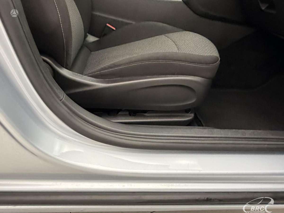 Opel Insignia, 1.6 l., hatchback