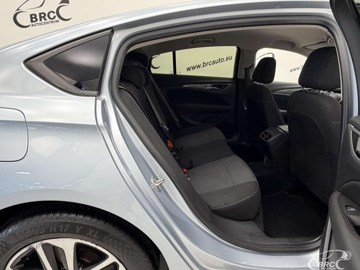 Opel Insignia, 1.6 l., Хэтчбек