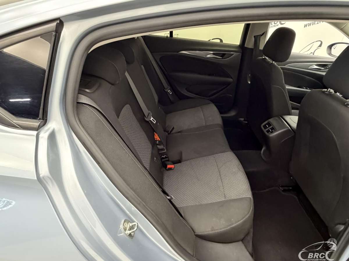 Opel Insignia, 1.6 l., hatchback