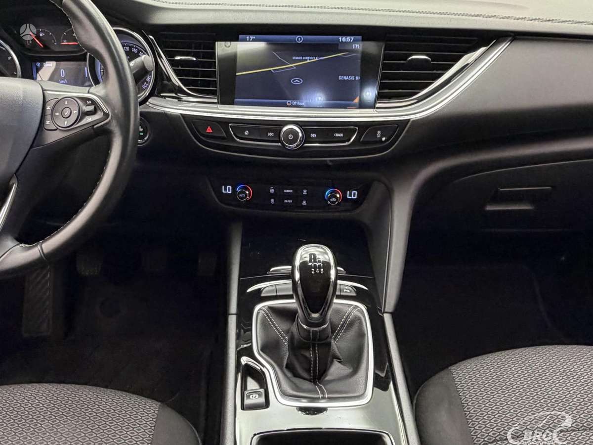 Opel Insignia, 1.6 l., hatchback