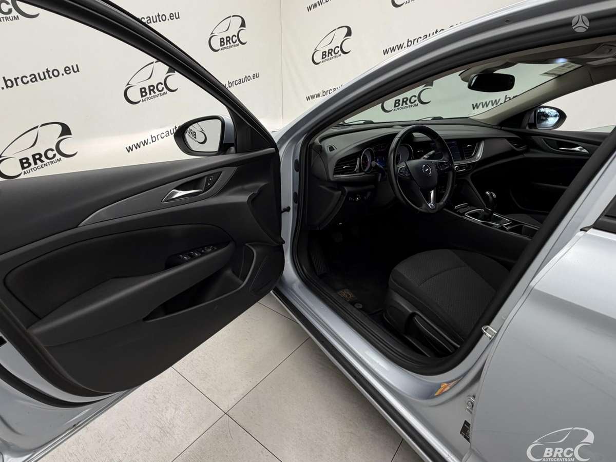 Opel Insignia, 1.6 l., hatchback
