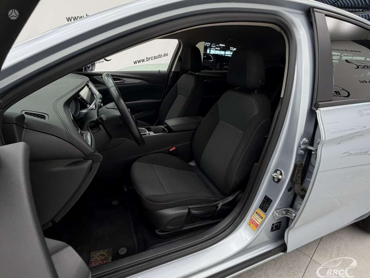 Opel Insignia, 1.6 l., hatchback