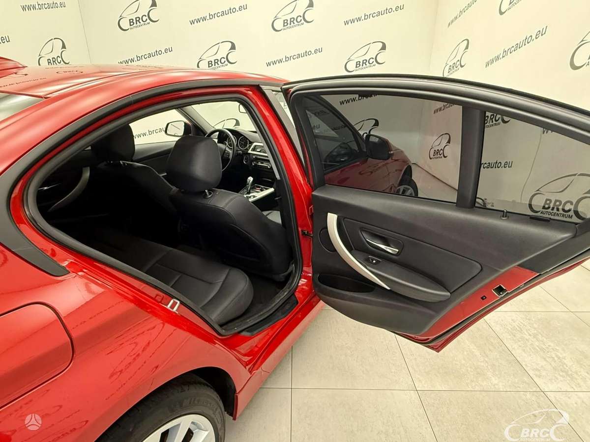 BMW 316, 1.6 l., Седан