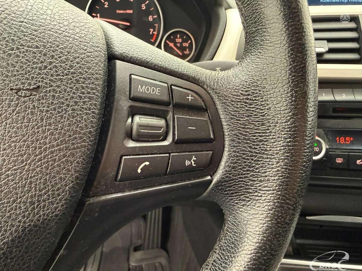 BMW 316, 1.6 l., Седан