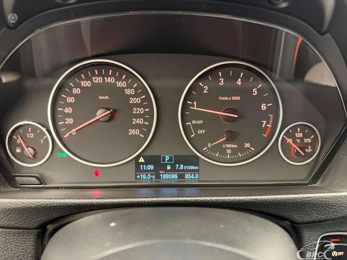 BMW 316, 1.6 l., Седан