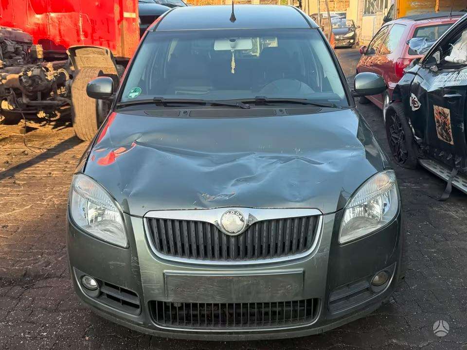 Skoda Roomster for parts