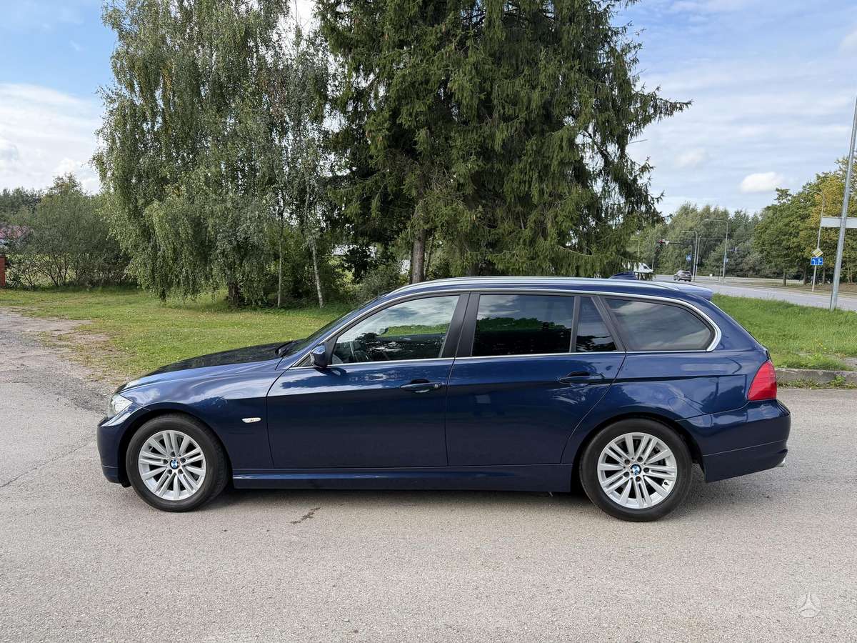 BMW 320, 2.0 l., wagon