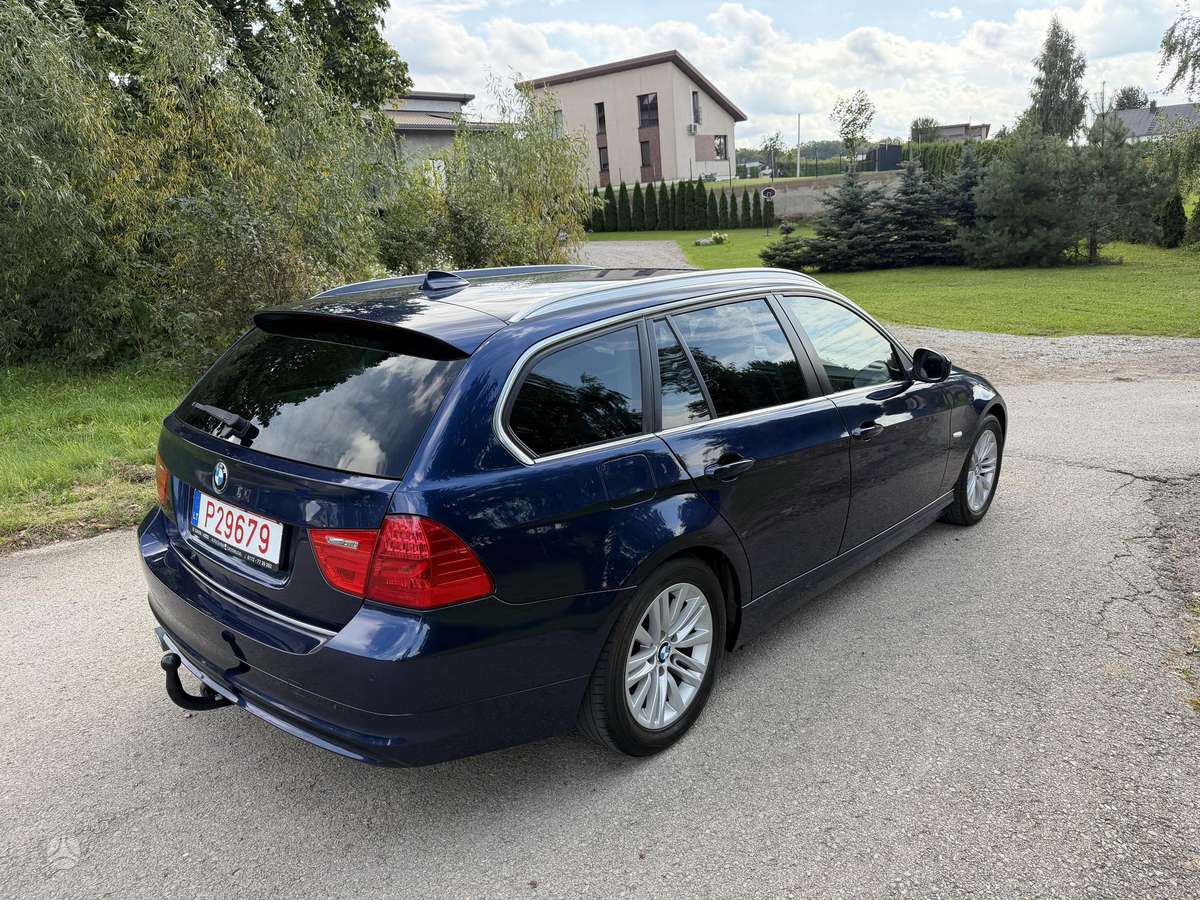 BMW 320, 2.0 l., wagon
