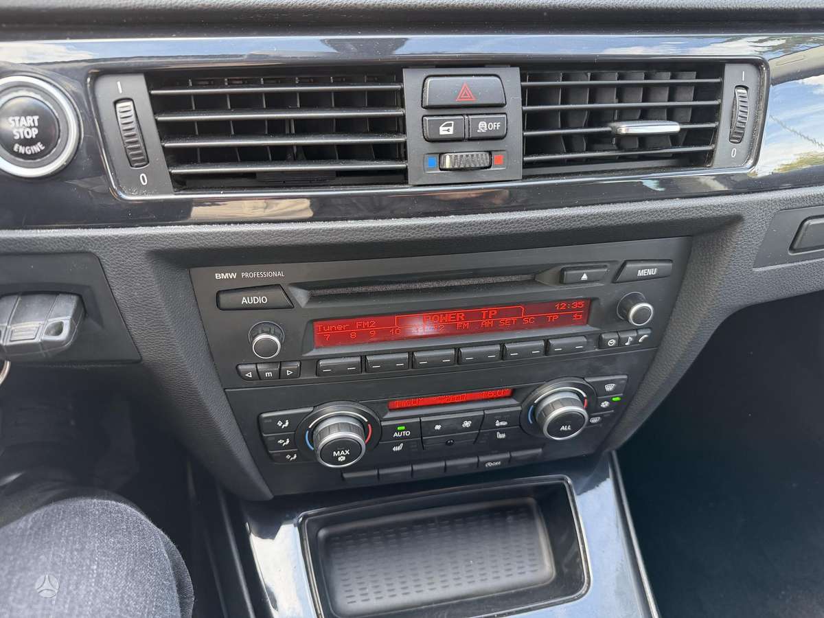 BMW 320, 2.0 l., wagon