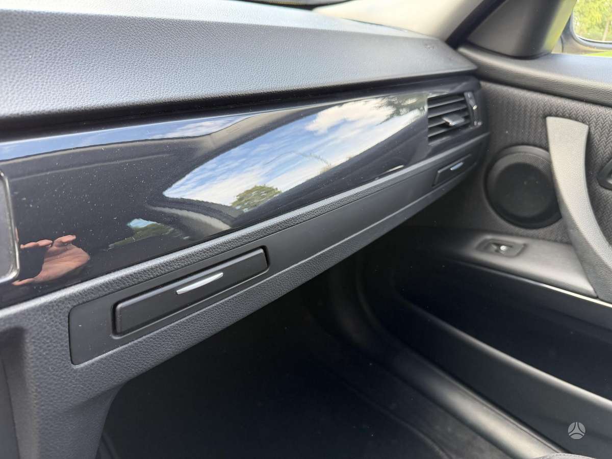 BMW 320, 2.0 l., wagon