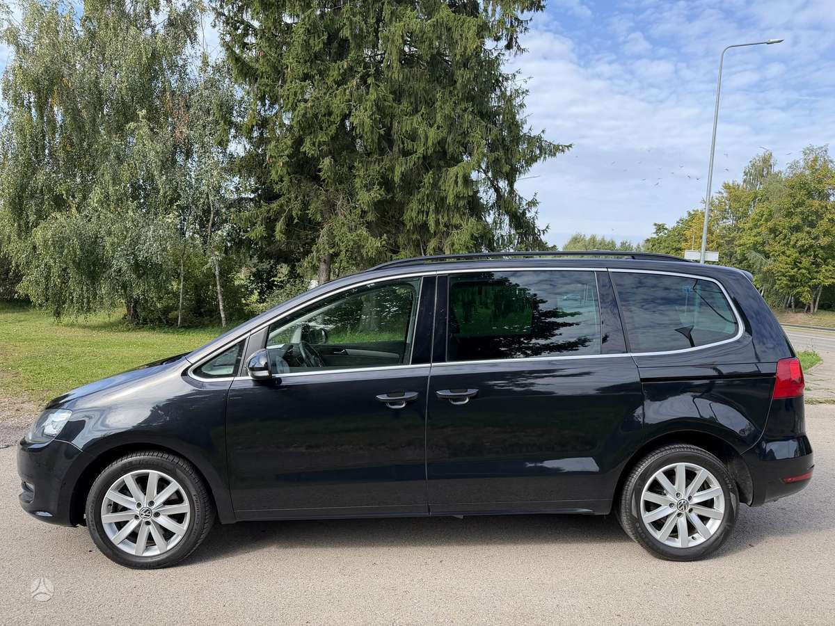 Volkswagen Sharan, 2.0 l., Минивэн
