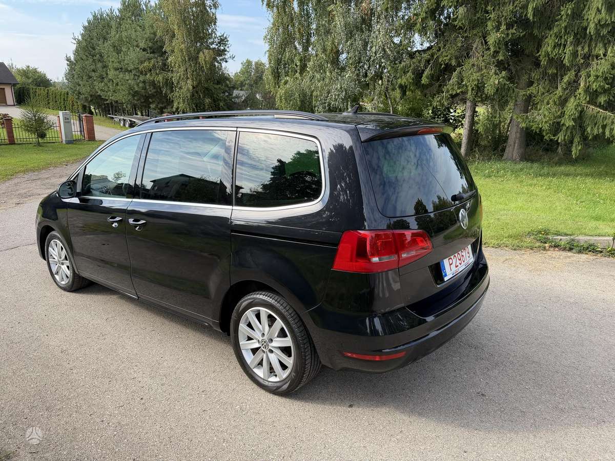 Volkswagen Sharan, 2.0 l., Минивэн