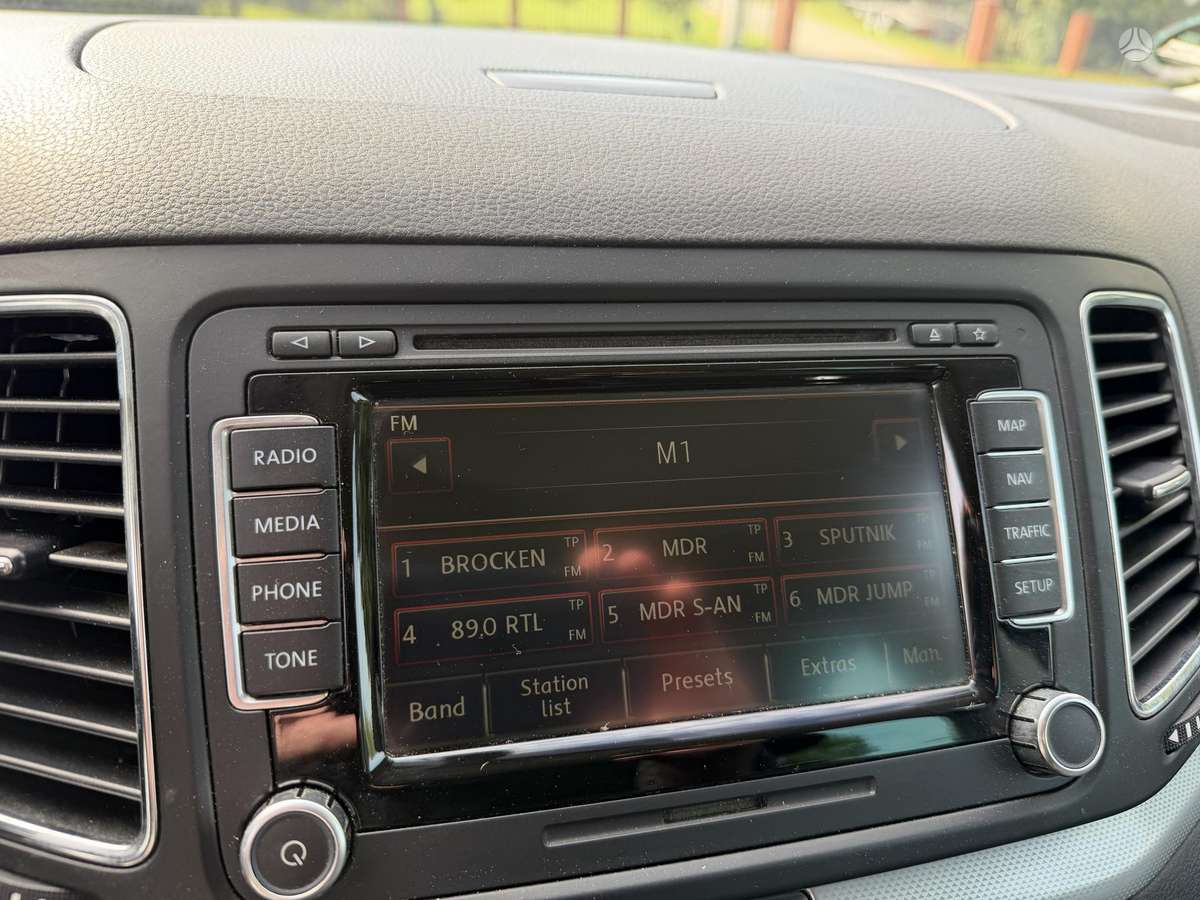 Volkswagen Sharan, 2.0 l., Минивэн