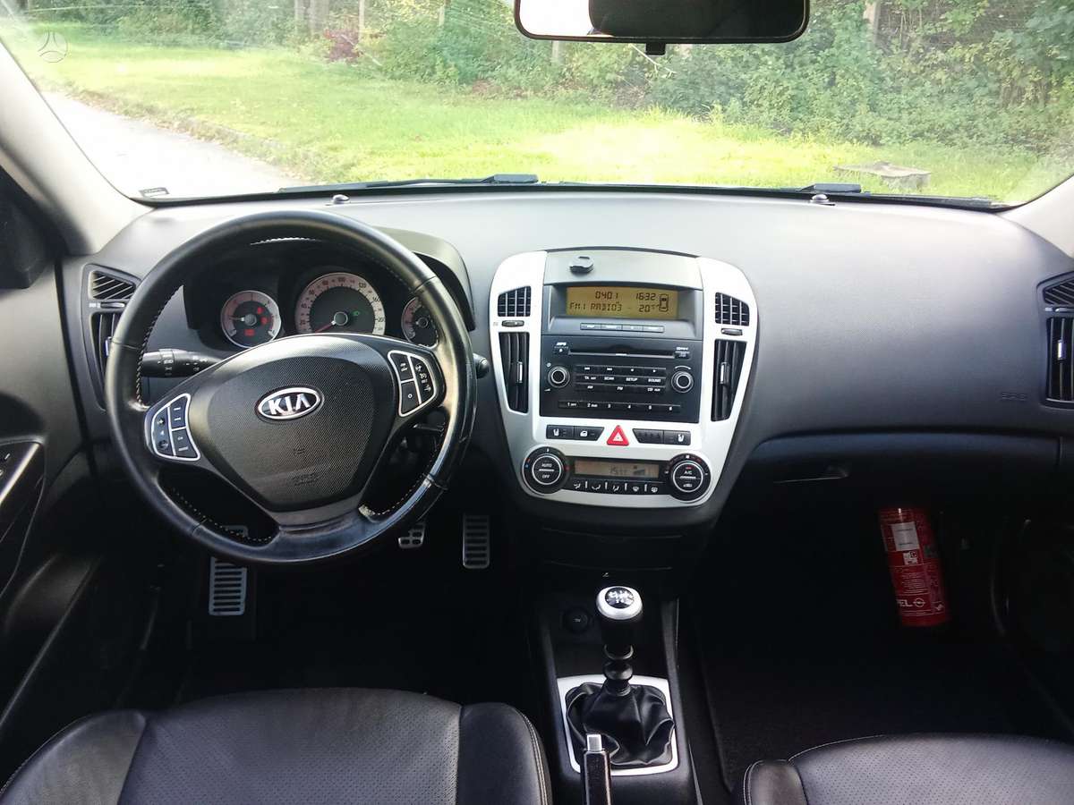 Kia Ceed, 1.6 l., Универсал