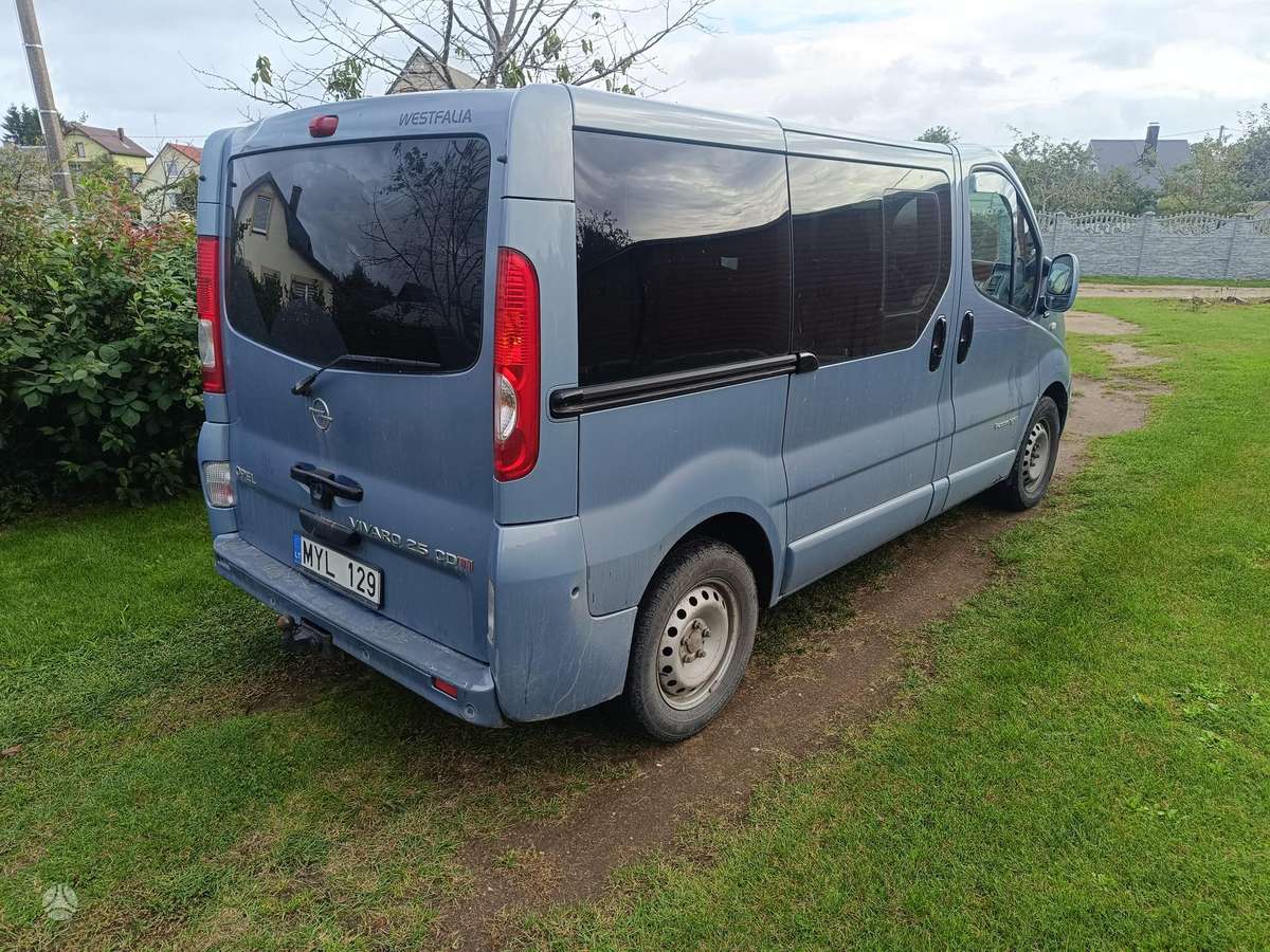 Renault Trafic, 2.5 l., passenger minibus