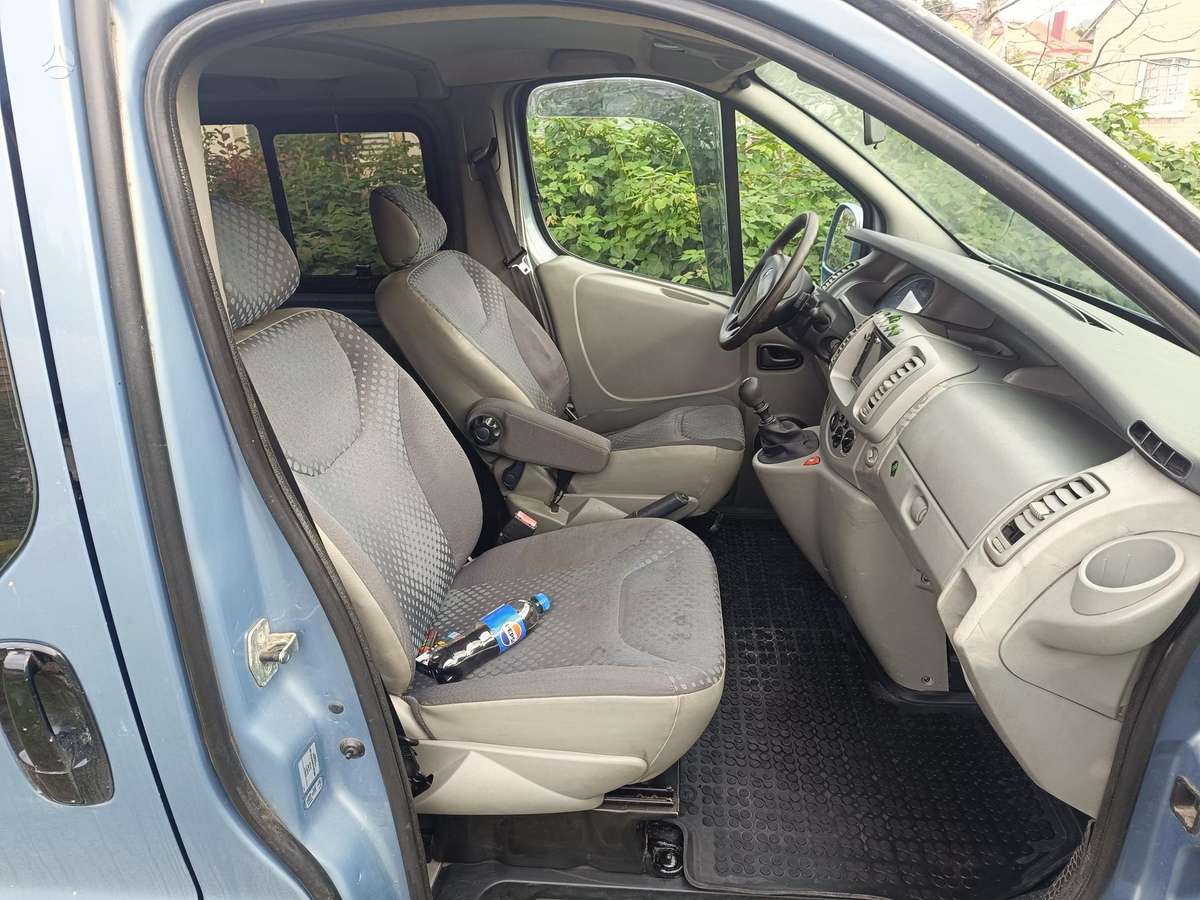 Renault Trafic, 2.5 l., passenger minibus