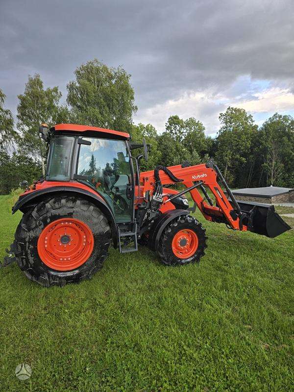 Kubota M4073, traktoriai