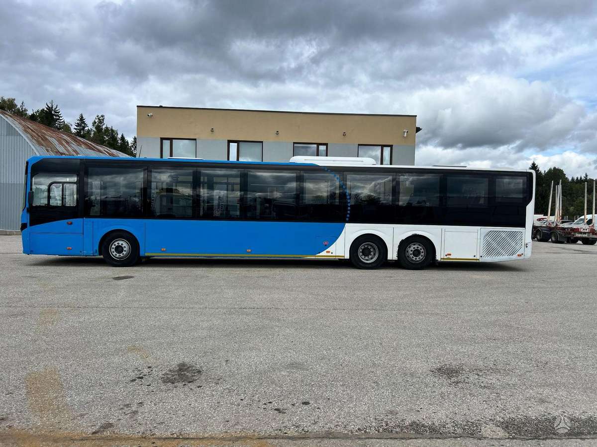 Volvo 8900, miesto