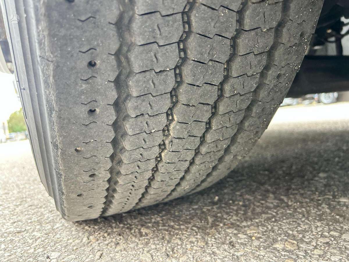 Volvo 8900, miesto