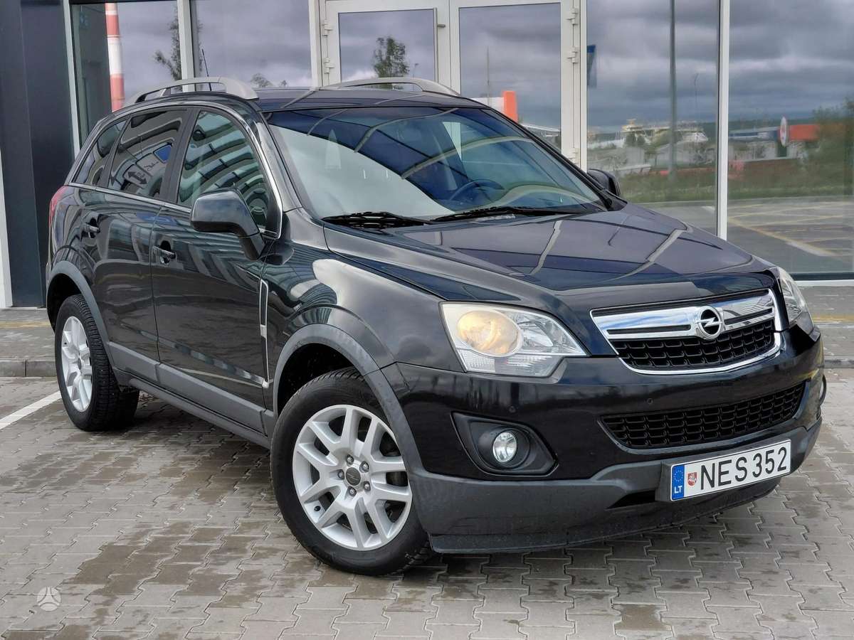 Opel Antara, 2.4 l., off-road / crossover