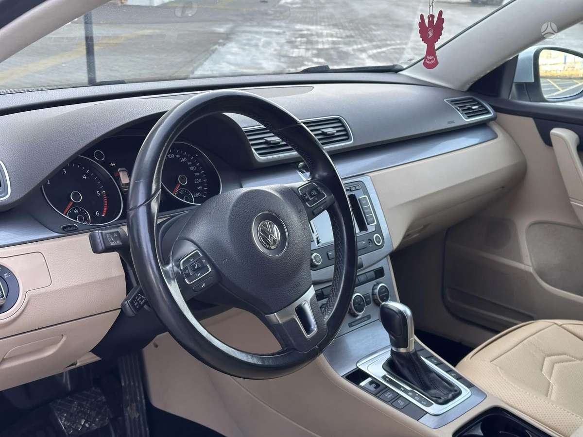 Volkswagen Passat, 2.0 l., Универсал