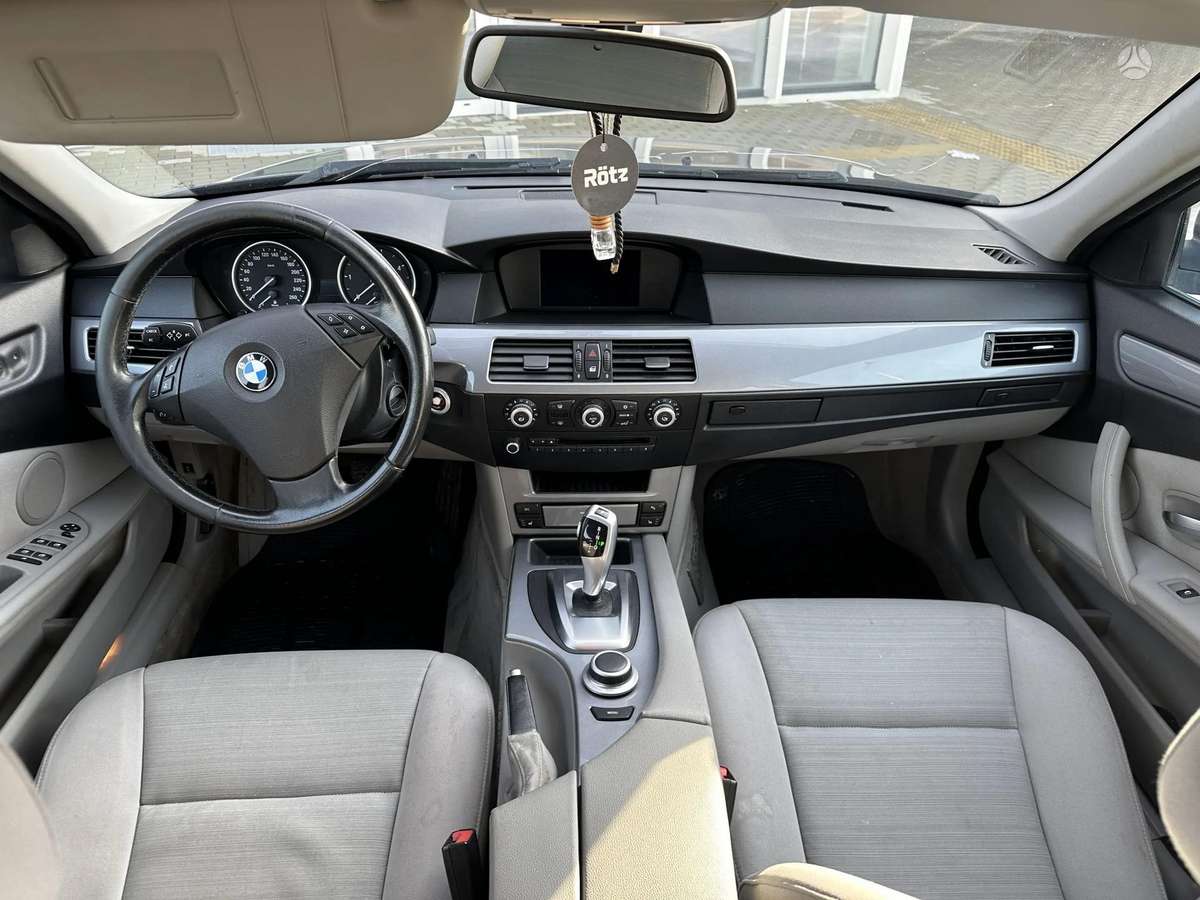 BMW 520, 2.0 l., wagon