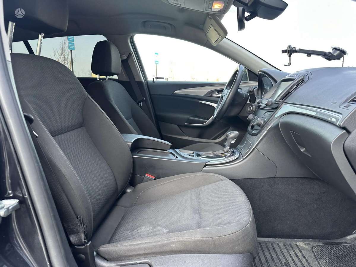 Opel Insignia, 2.0 l., Универсал
