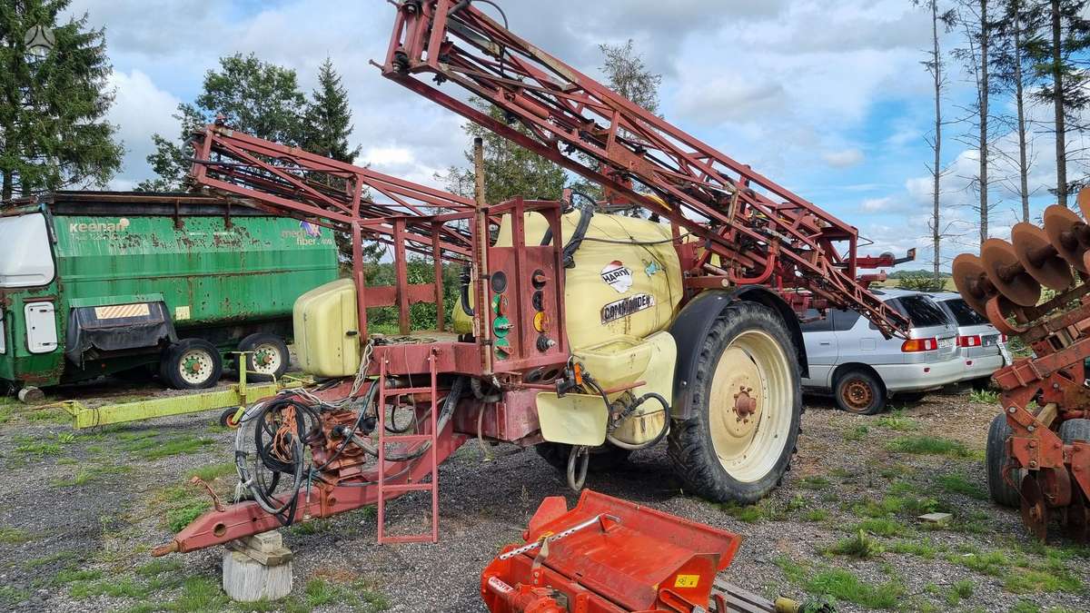 Hardi COMMANDER 2800, разбрызгиватели