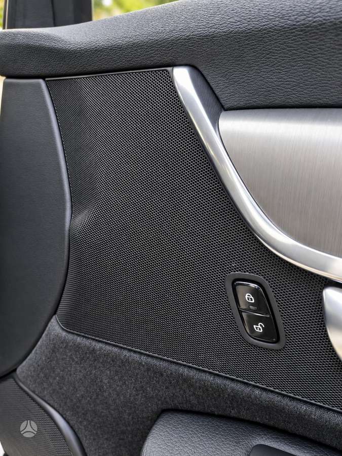 Volvo S90, 2.0 l., saloon / sedan