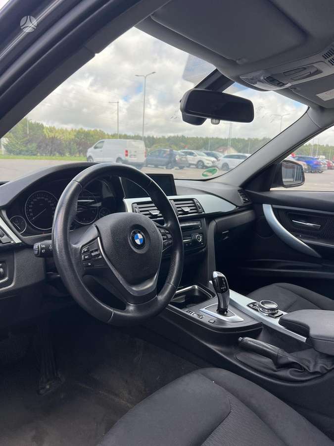 BMW 318, 2.0 l., wagon