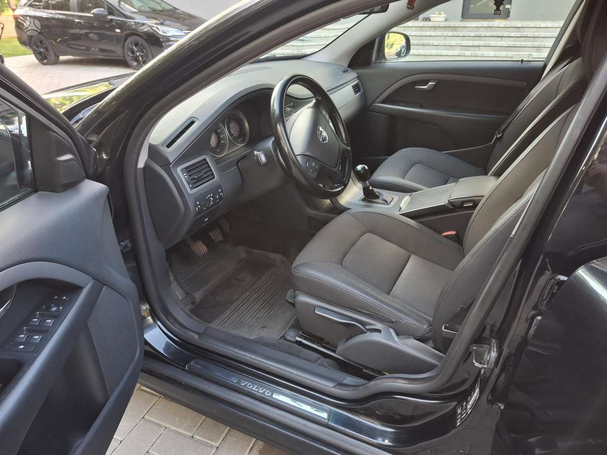 Volvo V70, 2.0 l., wagon