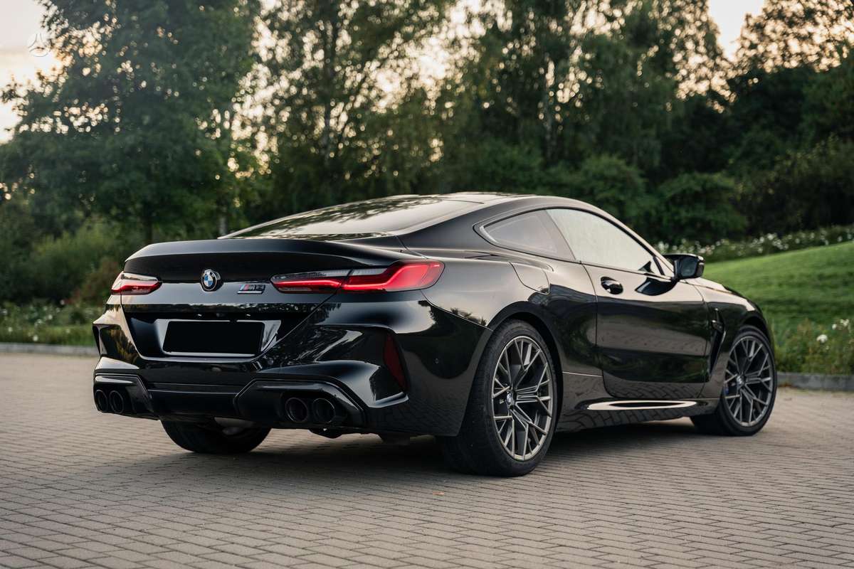 BMW M8, Купе (coupe)