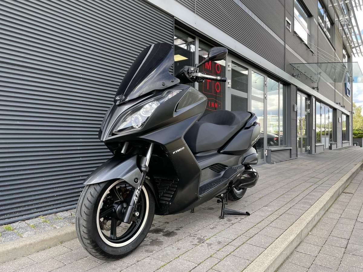 Kymco Downtown 300cc, scooters / mopeds