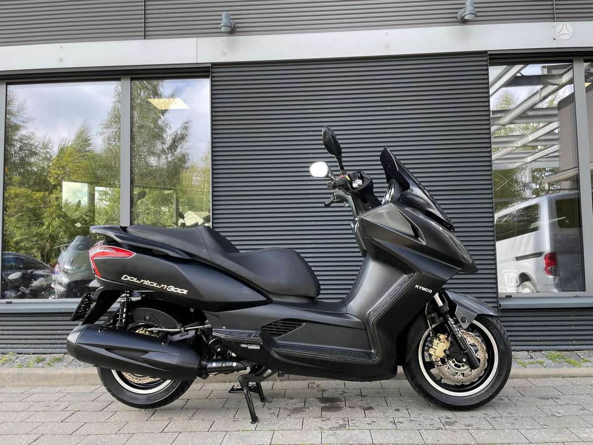 Kymco Downtown 300cc, scooters / mopeds