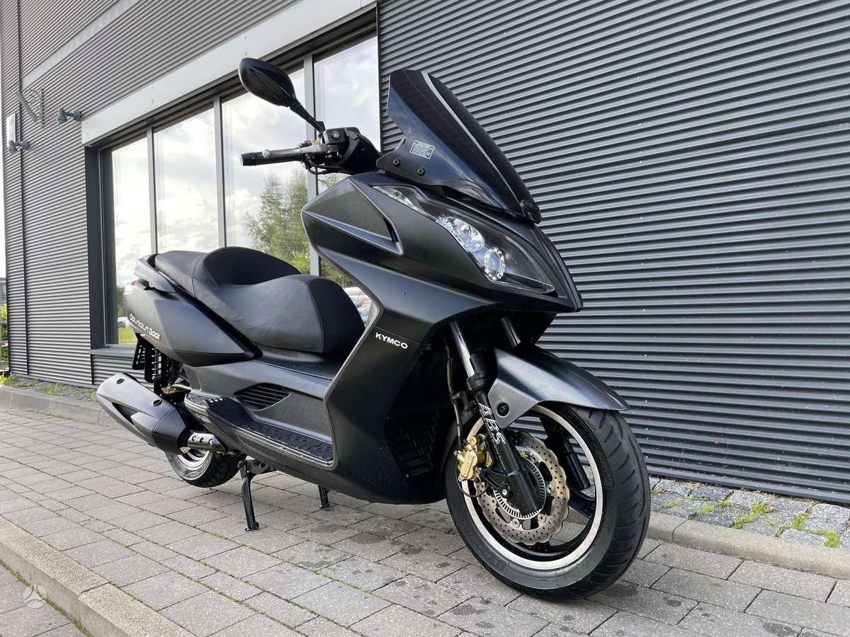 Kymco Downtown 300cc, scooters / mopeds