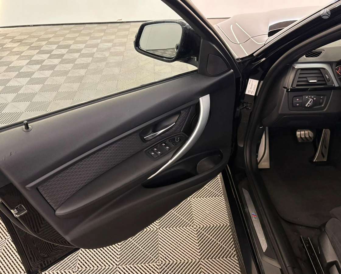 BMW 320, 2.0 l., Универсал