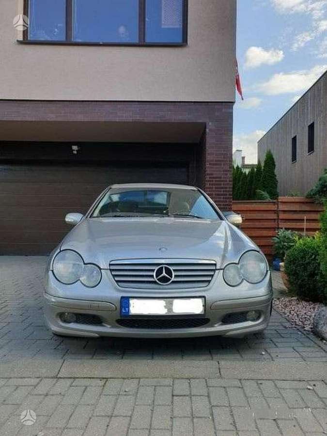 Mercedes-Benz C180