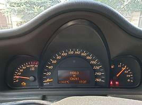 Mercedes-Benz C180
