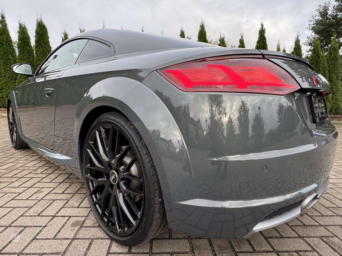 Audi TT, 2.0 l., coupe