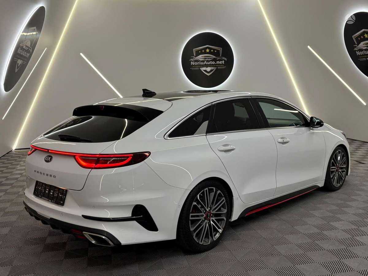 Kia ProCeed, 1.6 l., Универсал