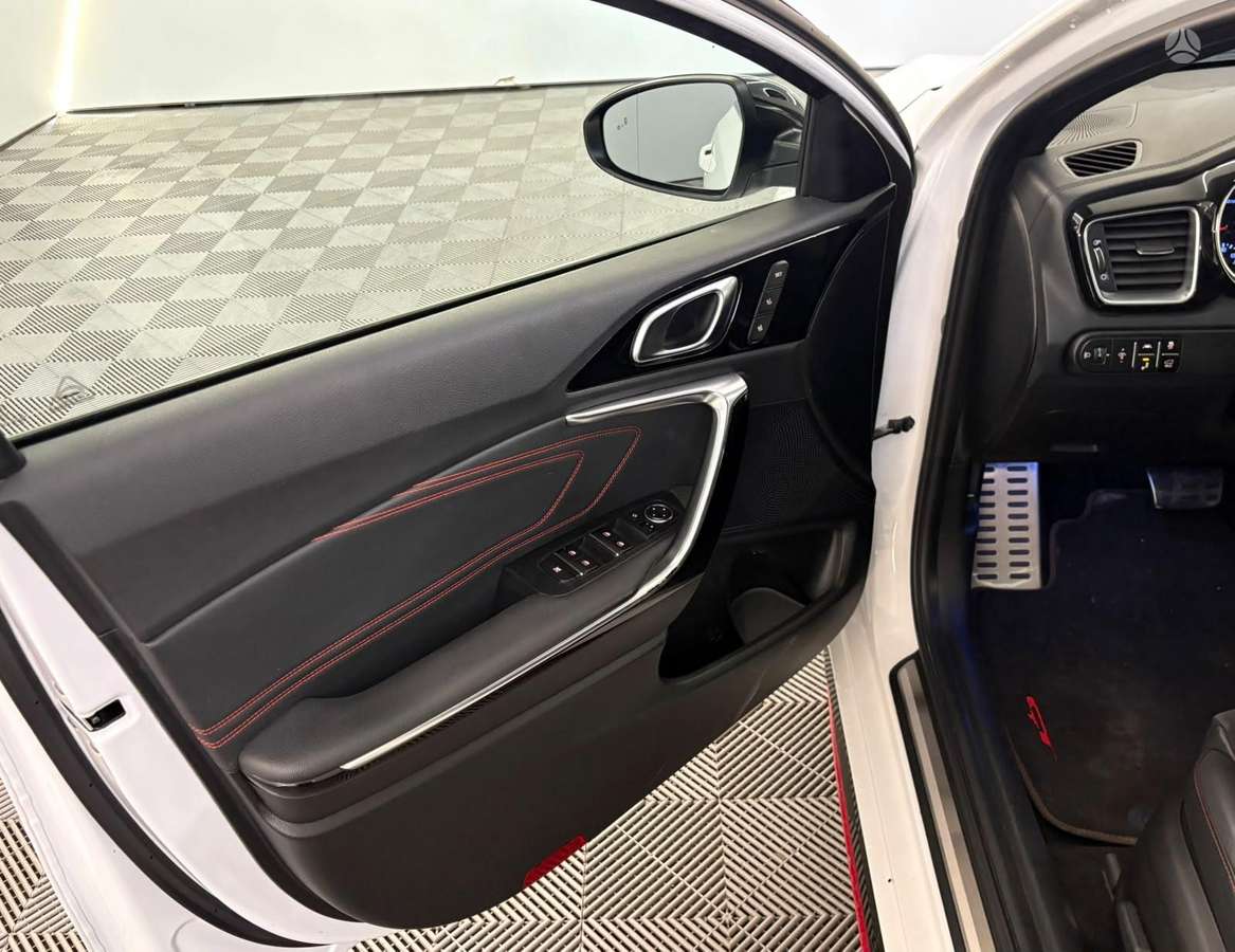 Kia ProCeed, 1.6 l., Универсал