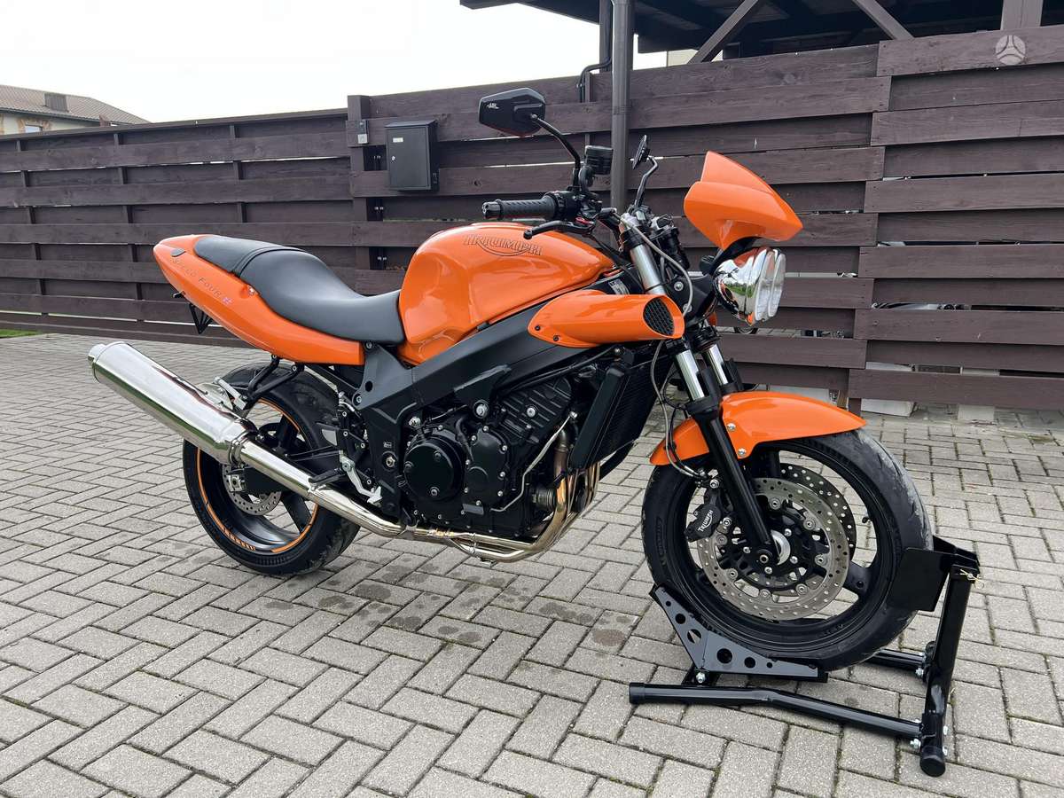 Triumph Speed Four 600cc, street / classic