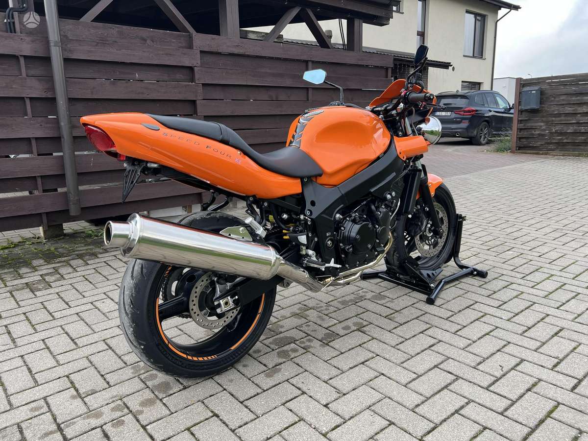 Triumph Speed Four 600cc, street / classic